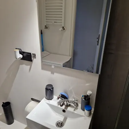 C M Park Apartmán *